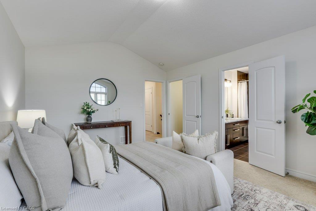 731 Guiness Way Property Photo 17