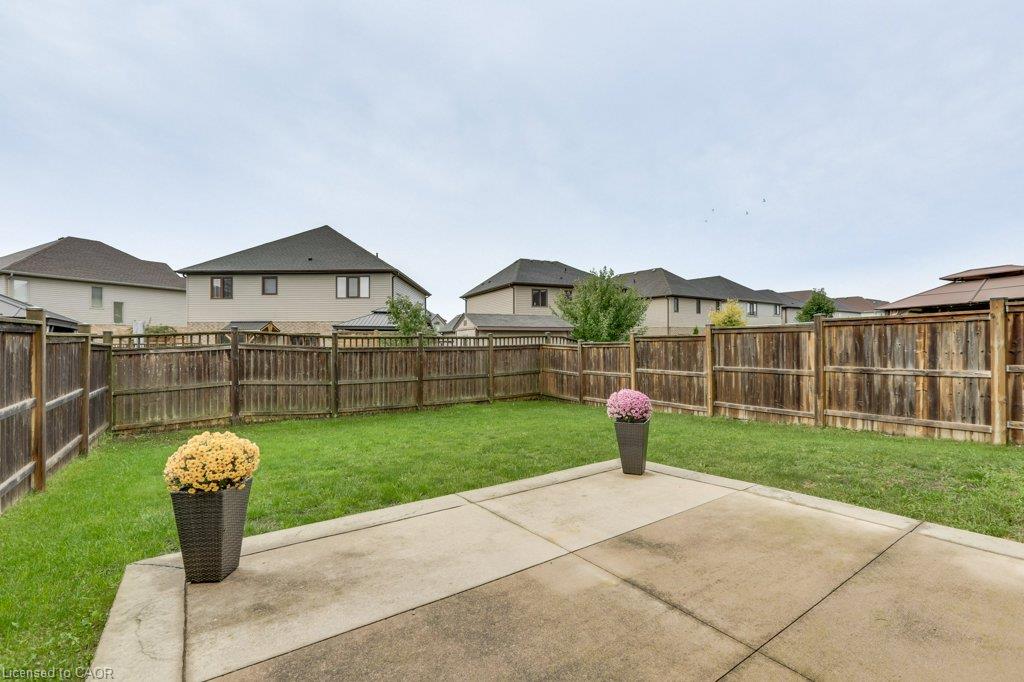 731 Guiness Way Property Photo 27