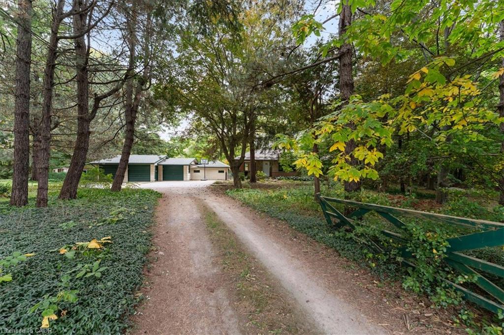 912 #5 Highway W Property Photo 5