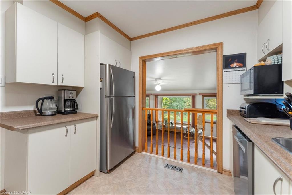 912 #5 Highway W Property Photo 23
