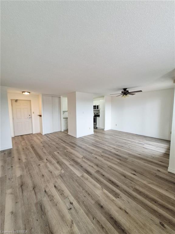 503-421 Fairview Drive Property Photo 5