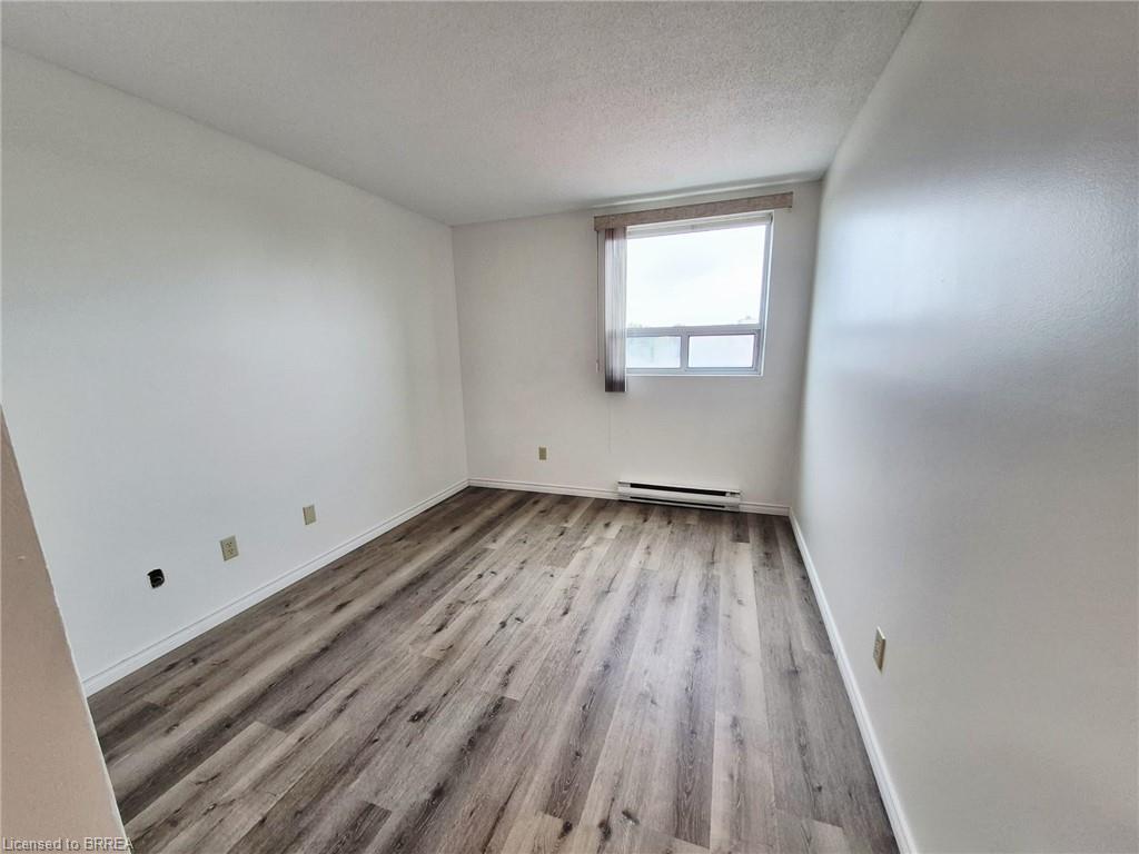 503-421 Fairview Drive Property Photo 23
