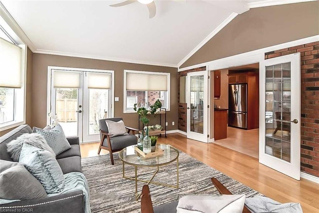23 Woodsview Avenue Property Photo 10