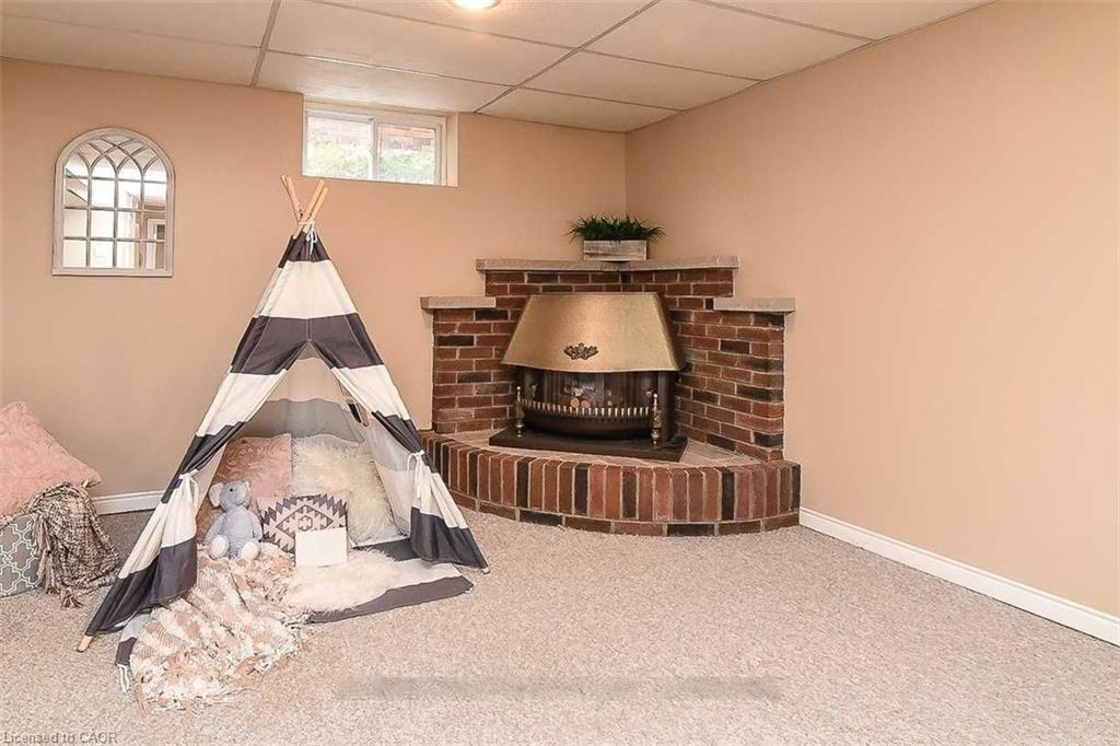 23 Woodsview Avenue Property Photo 23
