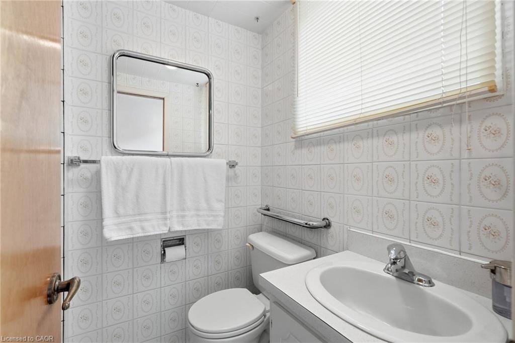 36 Algonquin Court Property Photo 23