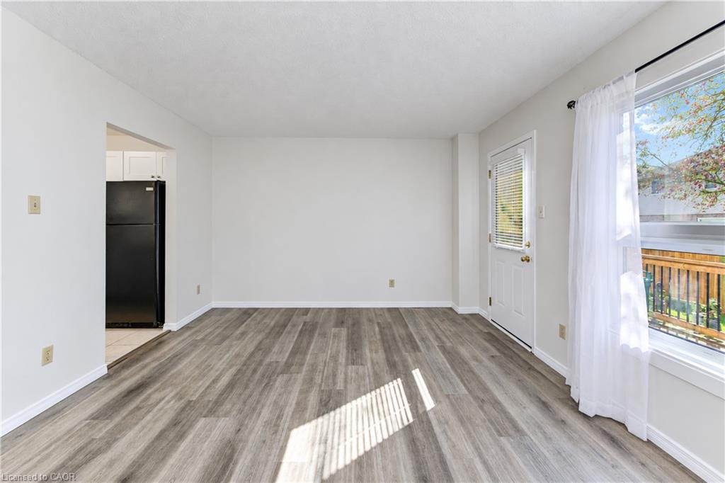 9-1093 Nellis Street Property Photo 14