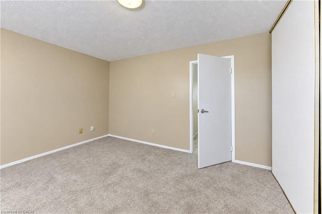 9-1093 Nellis Street Property Photo 21