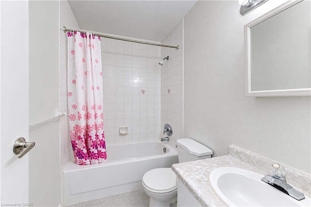 9-1093 Nellis Street Property Photo 22