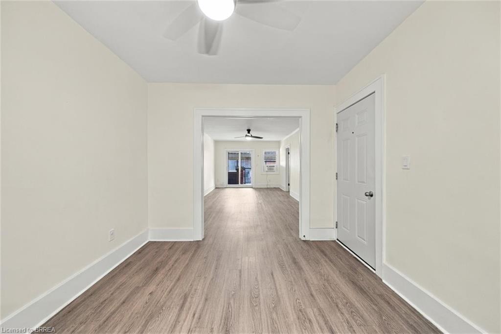 46 Grand River Street N Property Photo 21