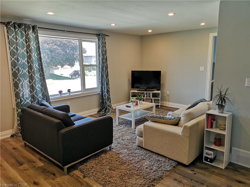258 Carson Drive Property Photo 2