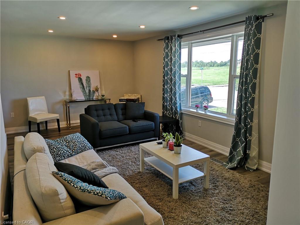 258 Carson Drive Property Photo 3