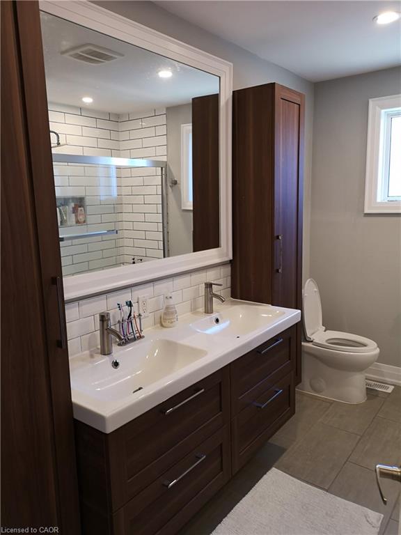 258 Carson Drive Property Photo 9