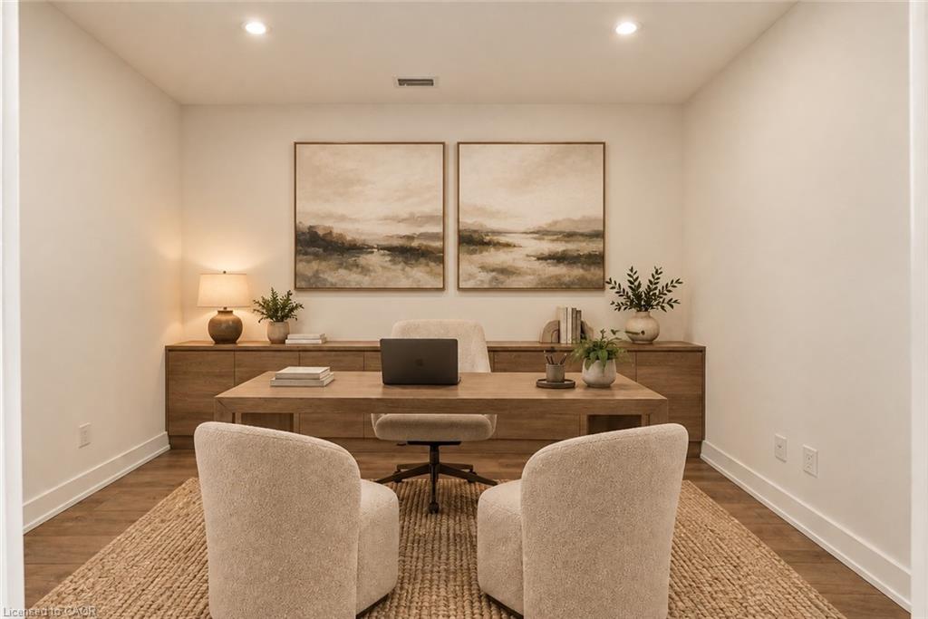 201-77 Yates Street Property Photo 14