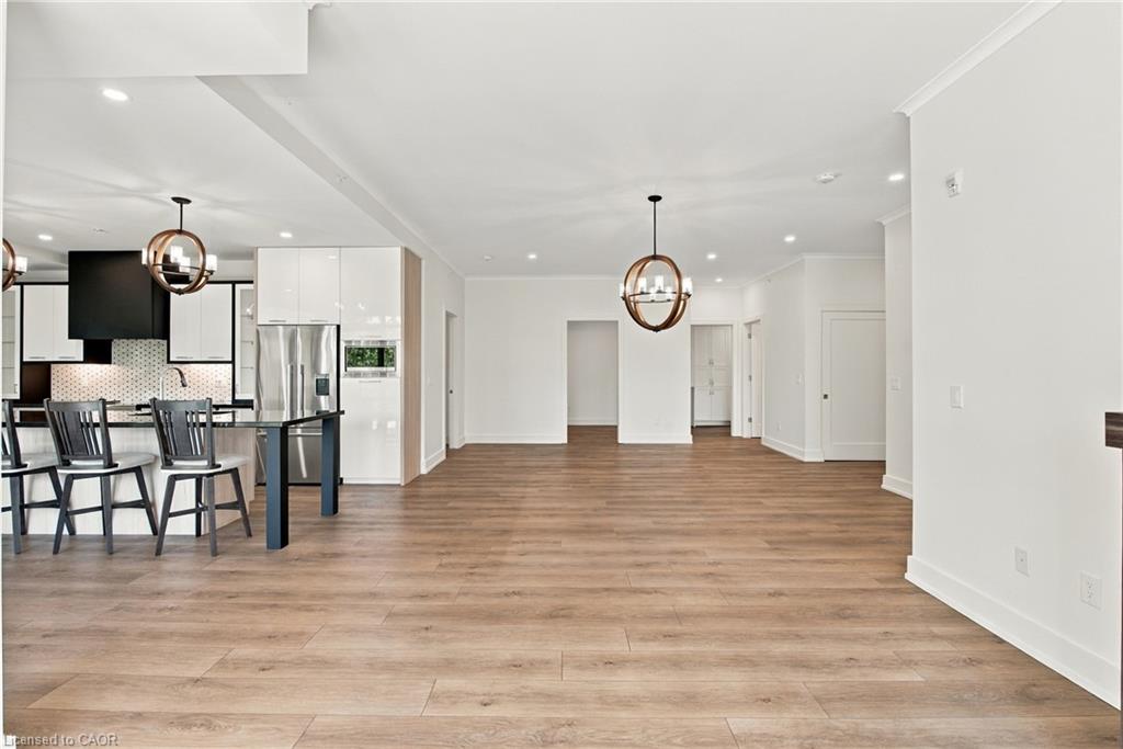 201-77 Yates Street Property Photo 21