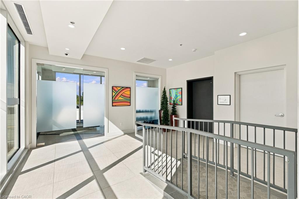 201-77 Yates Street Property Photo 30
