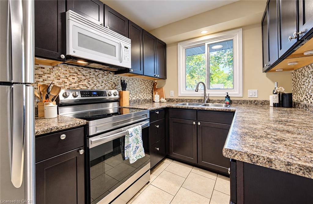 104 Weichel Street Property Photo 14