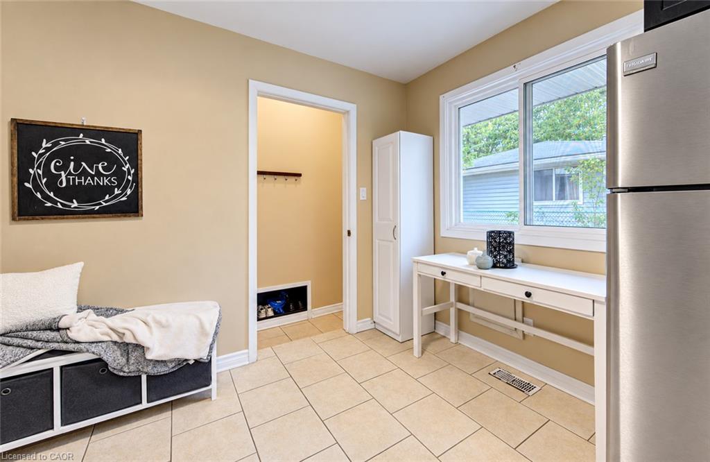 104 Weichel Street Property Photo 25