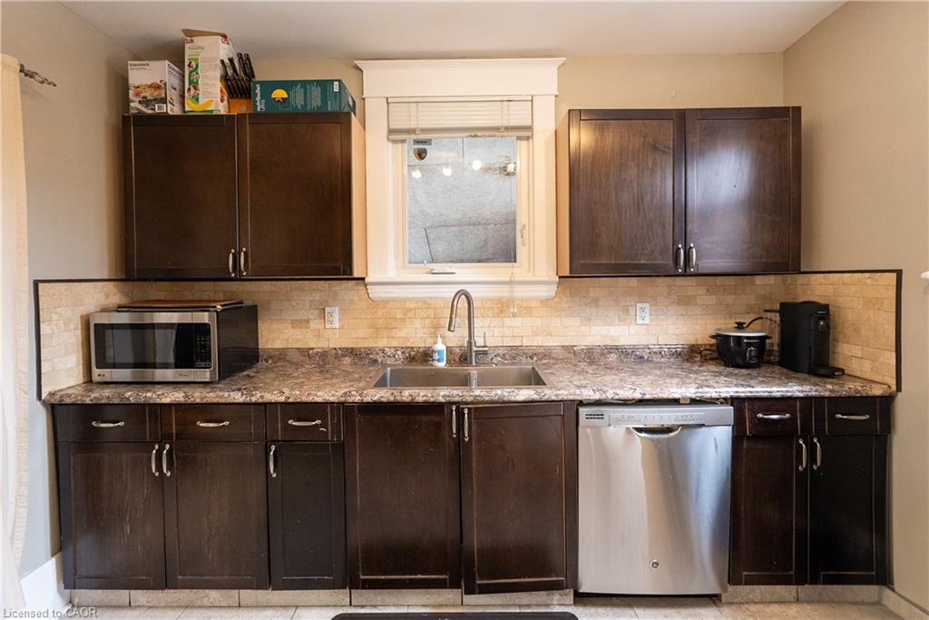 293 Charette Street Property Photo 11