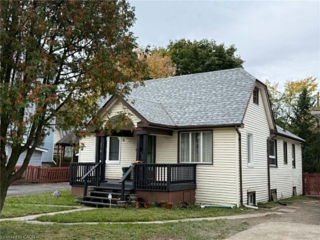 293 Charette Street Property Photo 40