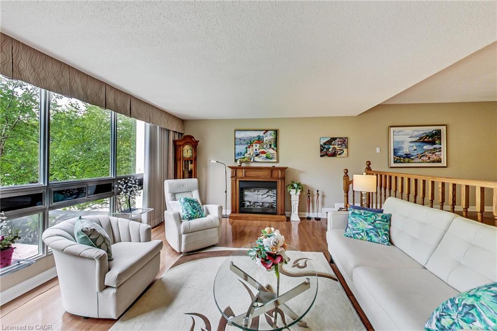 202-2185 Marine Drive Property Photo 5
