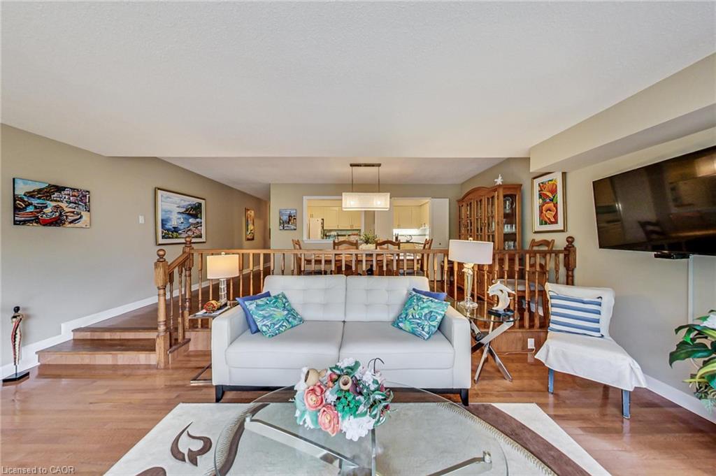 202-2185 Marine Drive Property Photo 6