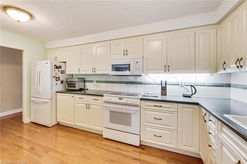 202-2185 Marine Drive Property Photo 10