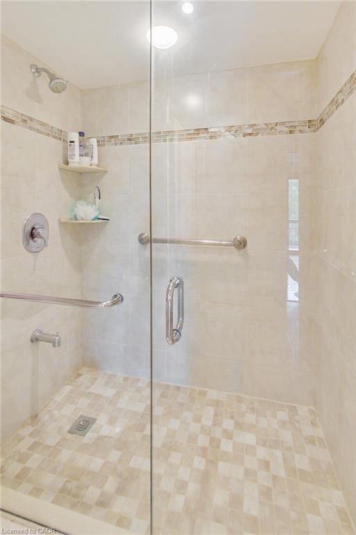 202-2185 Marine Drive Property Photo 12