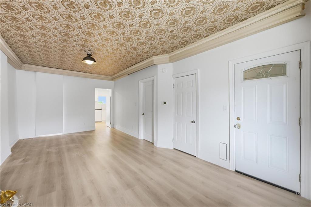 1062 Cannon Street E Property Photo 12