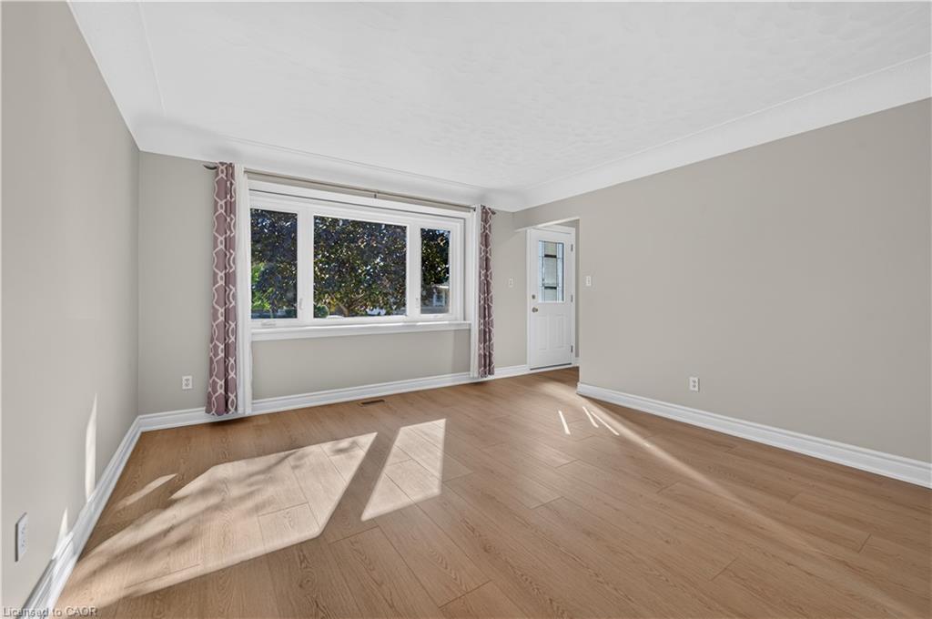 16 Nottingham Avenue Property Photo 3