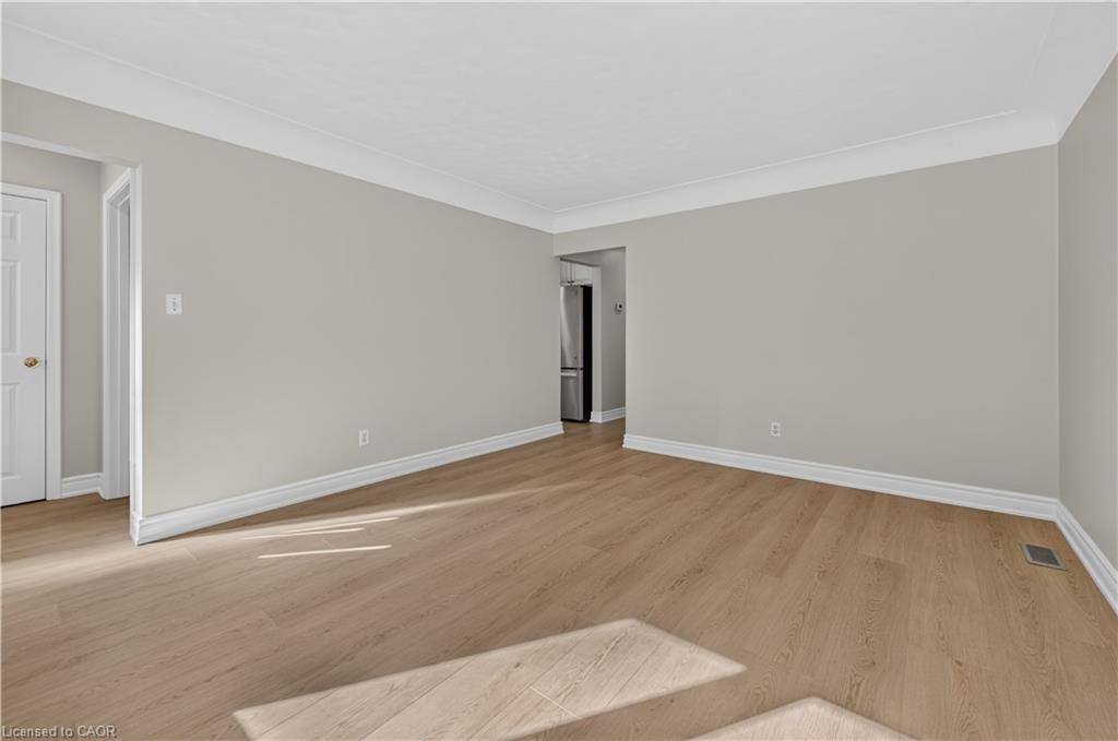 16 Nottingham Avenue Property Photo 7