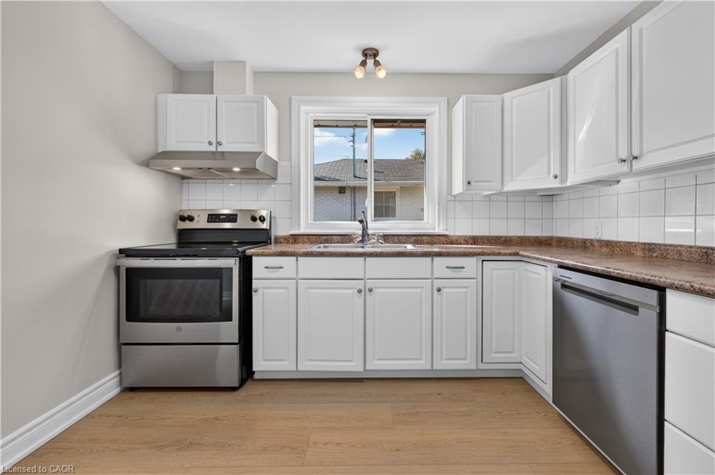 16 Nottingham Avenue Property Photo 10