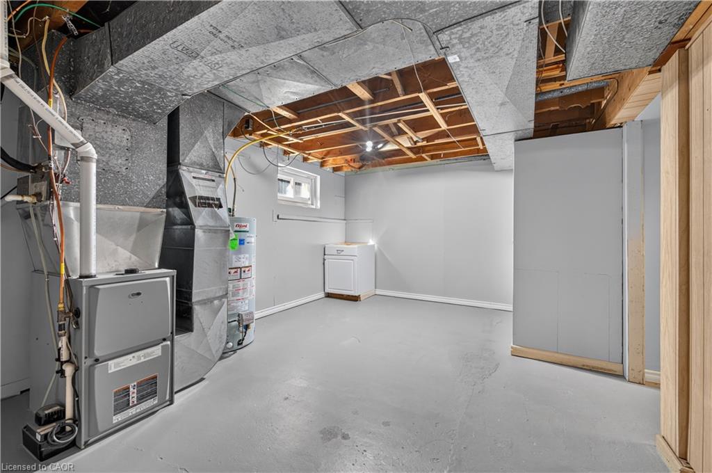 16 Nottingham Avenue Property Photo 31