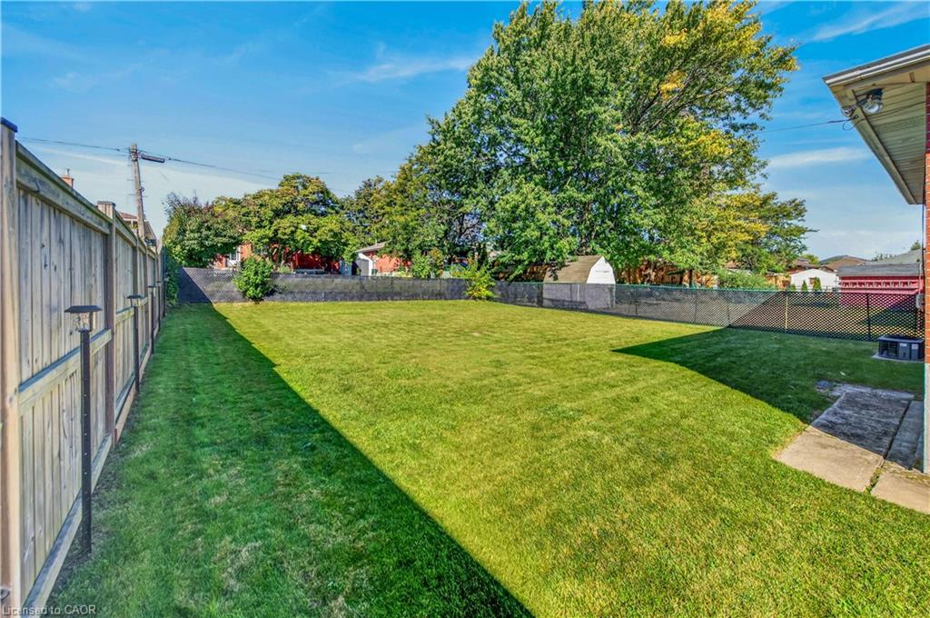 16 Nottingham Avenue Property Photo 34