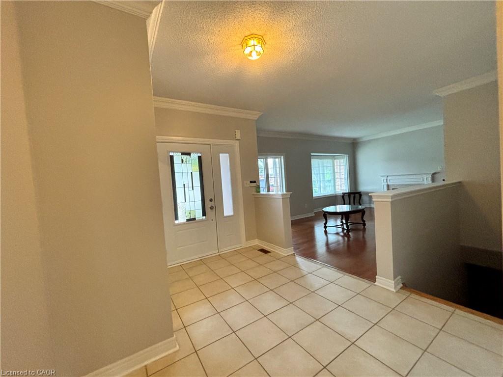 8 Yorkwood Trail Property Photo 16