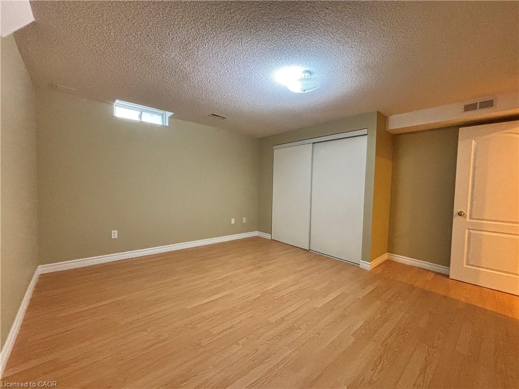 8 Yorkwood Trail Property Photo 21