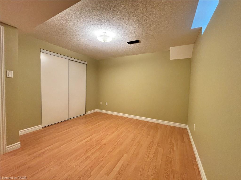8 Yorkwood Trail Property Photo 23
