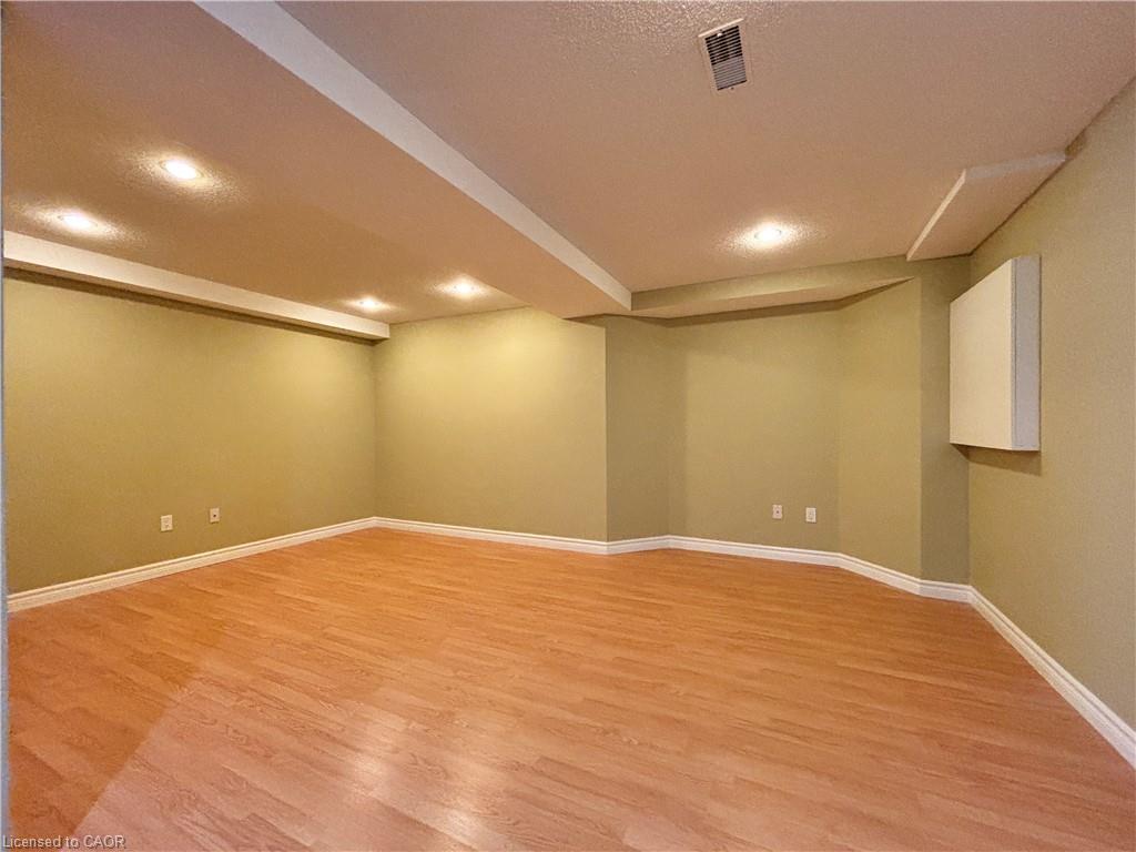 8 Yorkwood Trail Property Photo 24