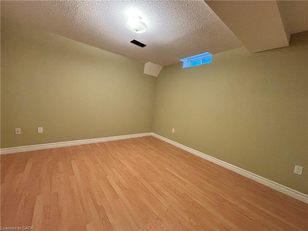 8 Yorkwood Trail Property Photo 26