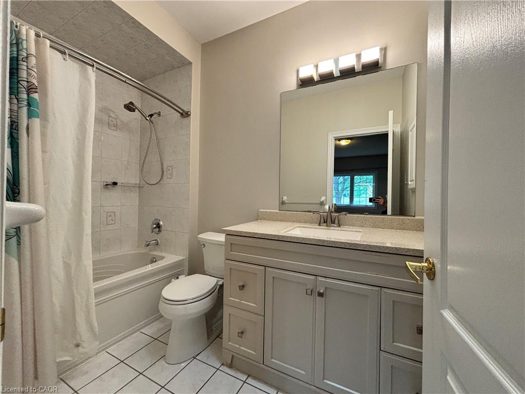 8 Yorkwood Trail Property Photo 27