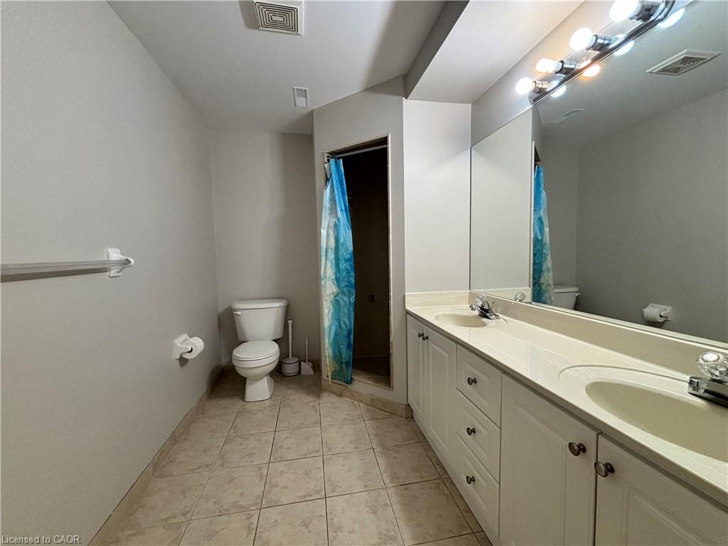 8 Yorkwood Trail Property Photo 29