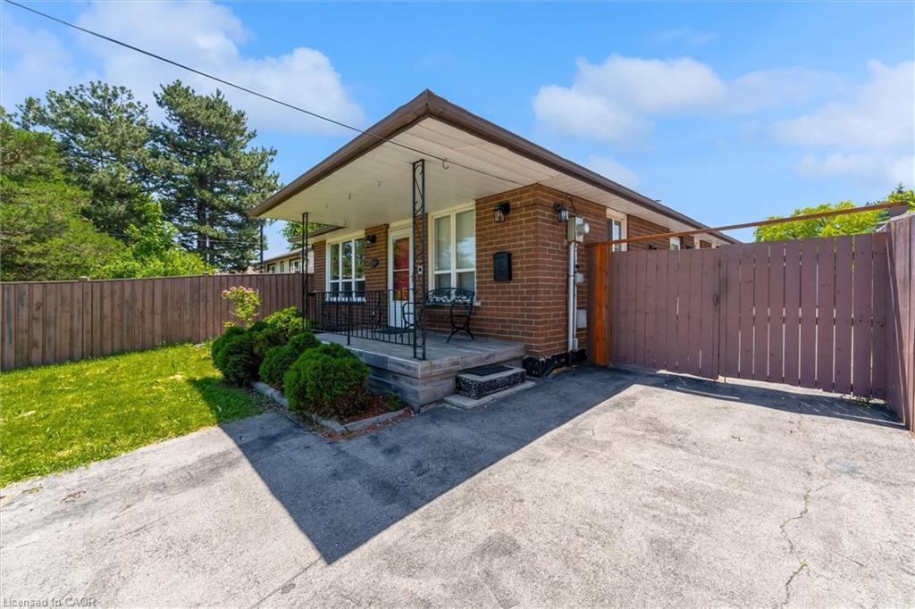 261 Limeridge Road W Property Photo 3