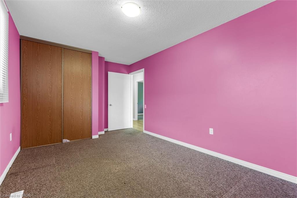 261 Limeridge Road W Property Photo 17