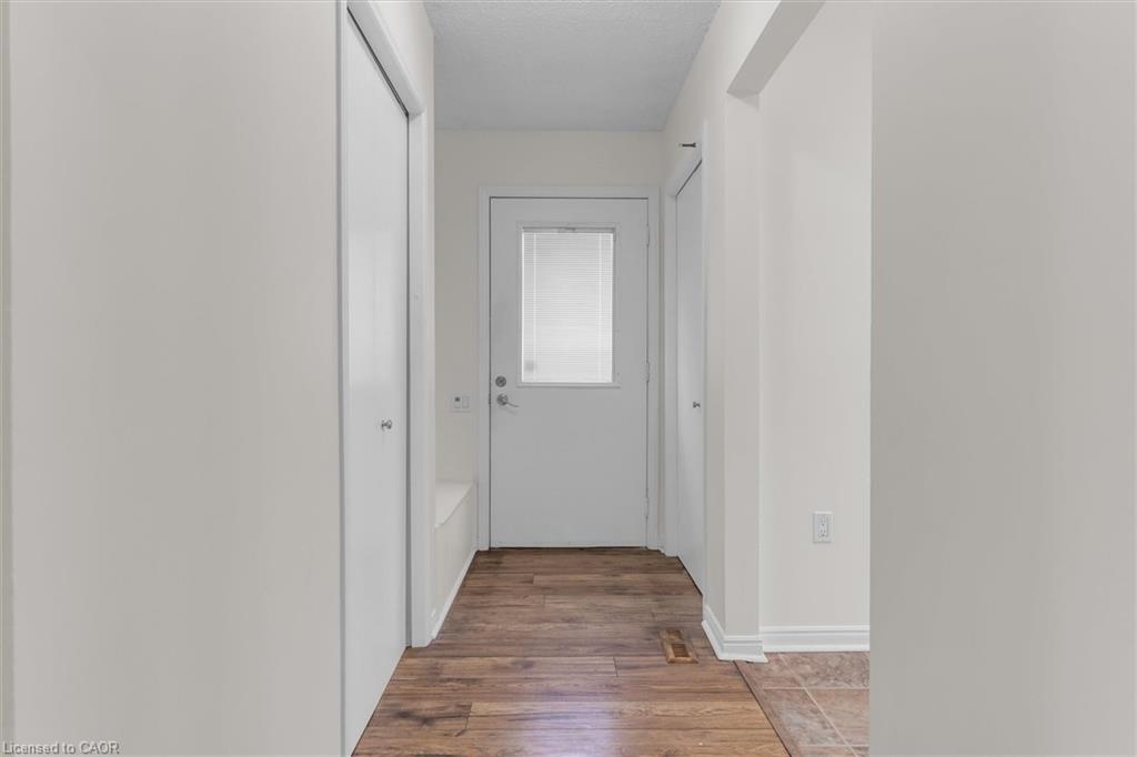 261 Limeridge Road W Property Photo 19