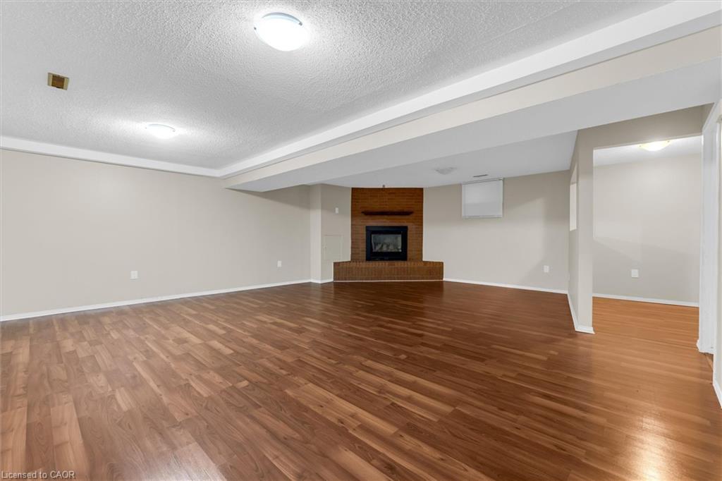 261 Limeridge Road W Property Photo 20