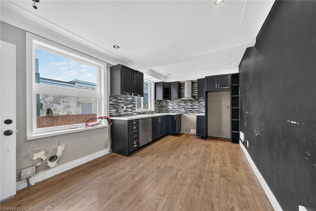 11 Selkirk Avenue Property Photo 11