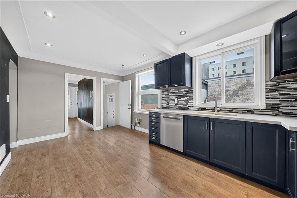 11 Selkirk Avenue Property Photo 12