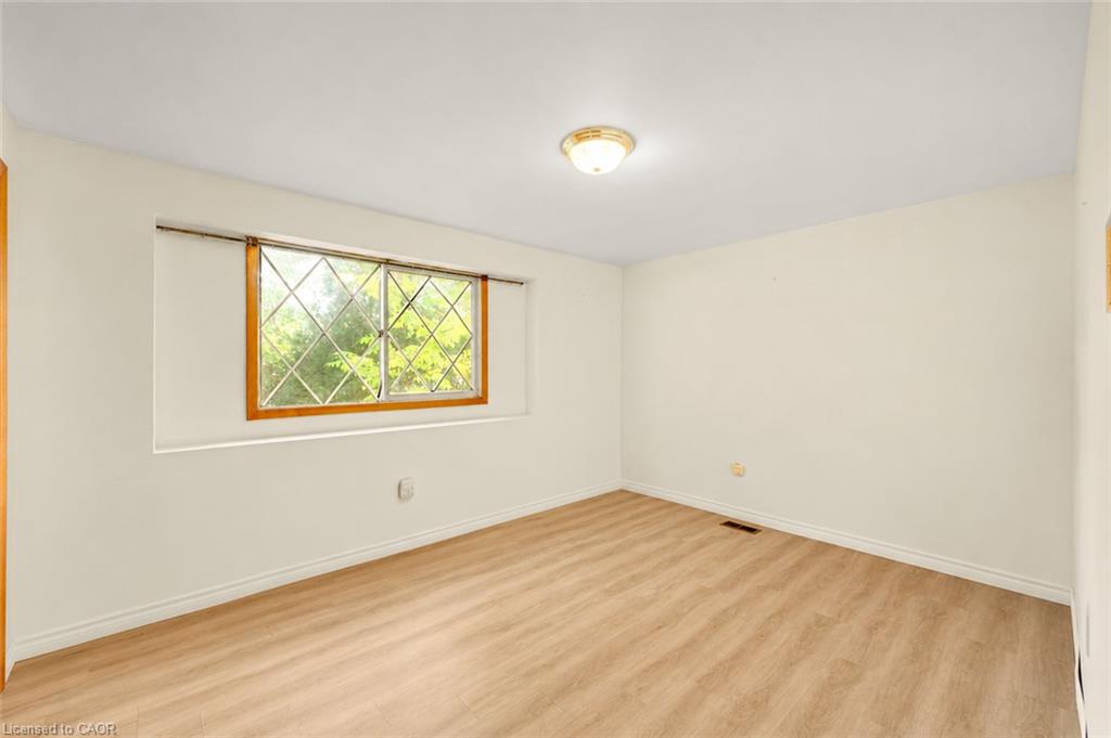 326 Walkers Line Property Photo 10