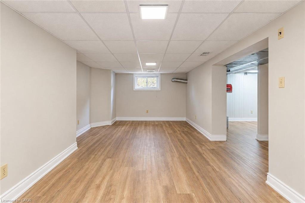 269 Queensdale Avenue E Property Photo 33