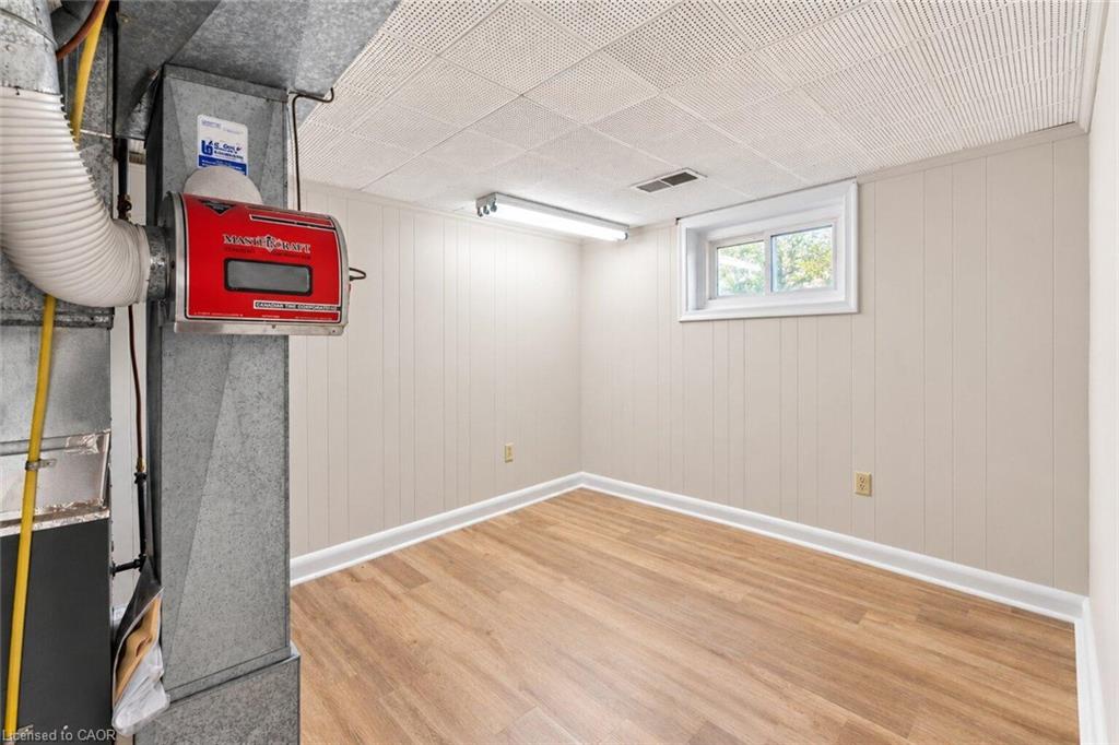 269 Queensdale Avenue E Property Photo 35