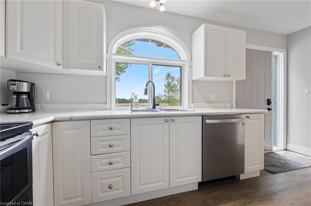 53 Hawtrey Road Property Photo 10